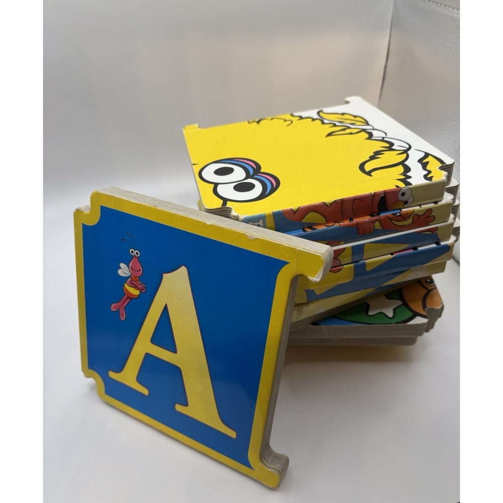 Vintage 25 Sesame Street Alphabet Interlocking ABC Board Book Set A-Z Missing 1 - Picture 2 of 16